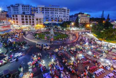 Top 20 des marchés nocturnes les plus animés du Vietnam