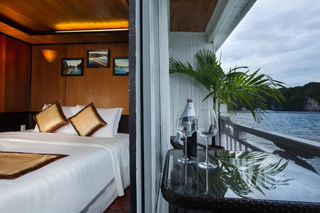 Cabin Twin Ocean View