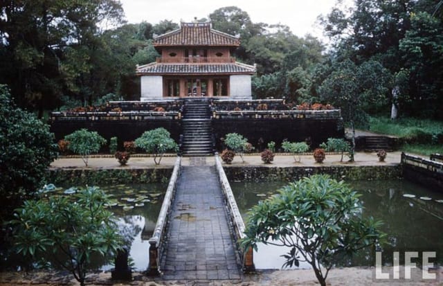 Hue 1961 photo
