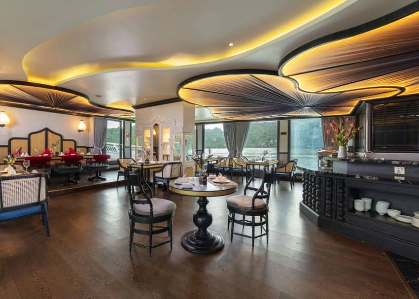 Restaurant en jonque