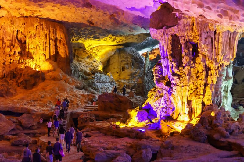 La grotte Sung Sot