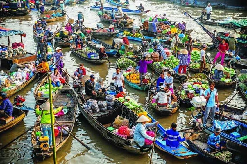 top-7-des-marches-flottants-du-delta-du-mekong