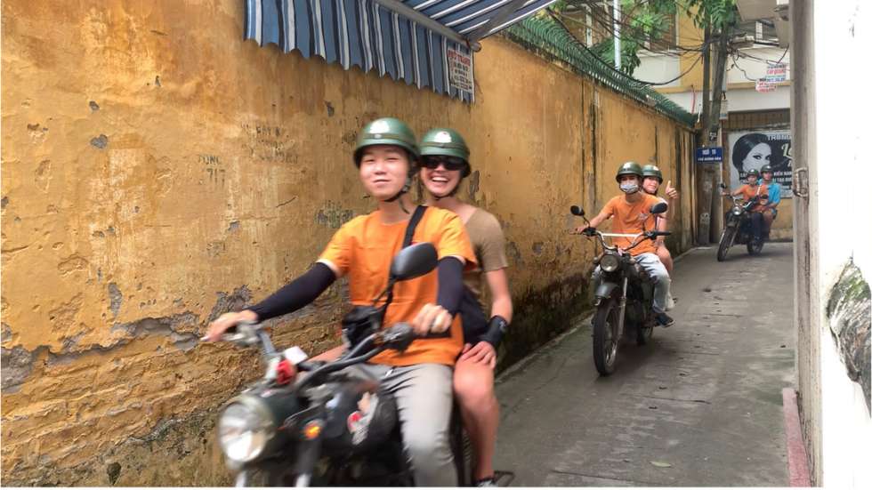 explorez-hanoi-meilleures-visites-en-jeep-et-en-moto-minsk