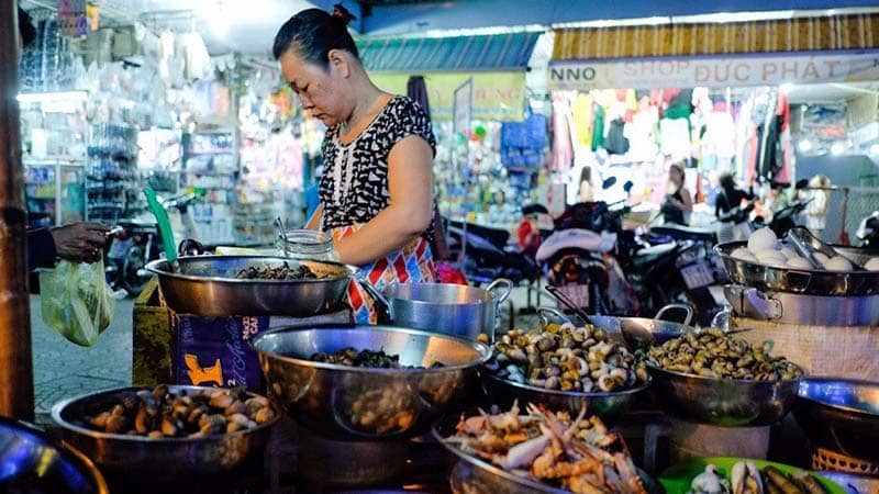 top-10-activites-nocturnes-passionnantes-a-saigon