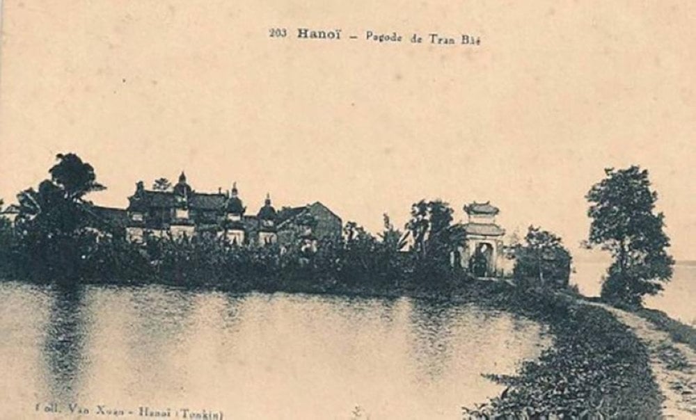 pagode-de-tran-quoc-a-hanoi