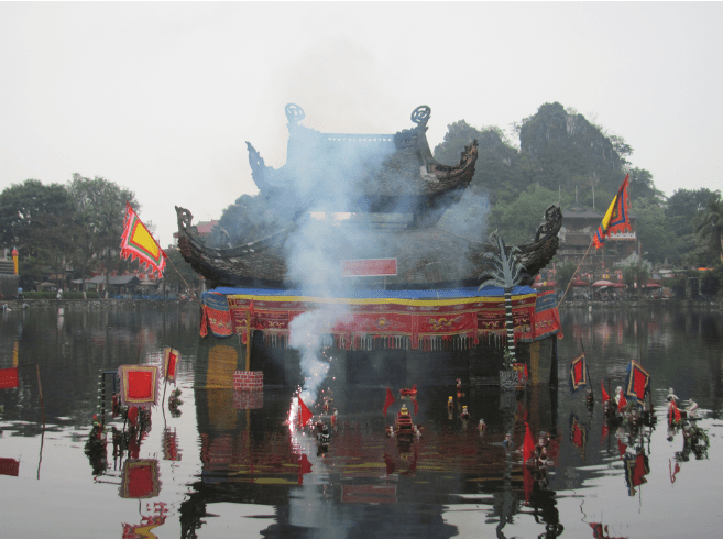 pagode-du-maître-a-Hanoi