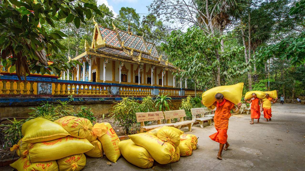 top-5-des-temples-et-pagodes-uniques-dans-le-delta-du-mekong