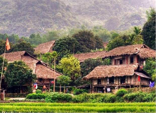 Le village de Lac