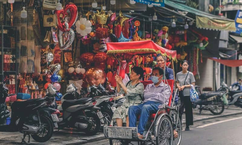 decouvrez-le-charme-du-Vieux-Quartier-de-Hanoi-a-votre-façon 
