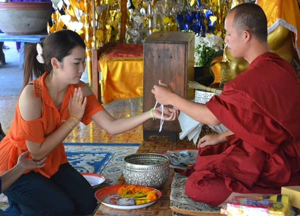 decouverte-des-sites-religieux-au-laos-les-elites-du-bouddhisme-en-asie-sudest